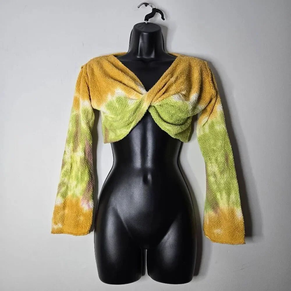 Urban Outfitters Women’s Tie Dye Twist Front Cropped Sweater Size XS Long Sleeve